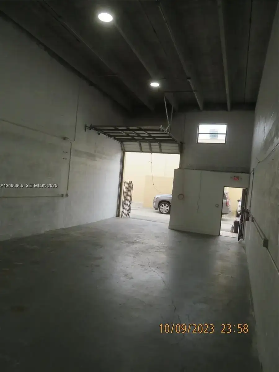 2450 W 82nd St # 212, Hialeah FL 33016 photo 5