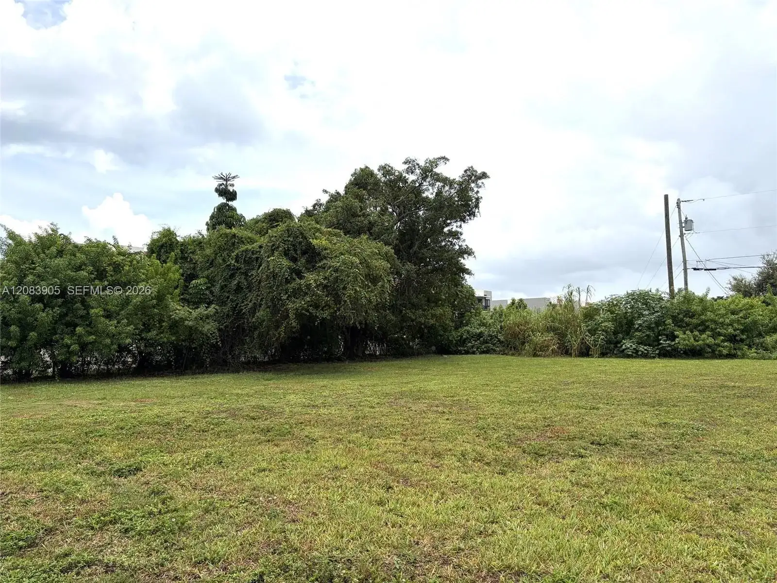 10700 SW 219 Street, Miami FL 33170 photo 2