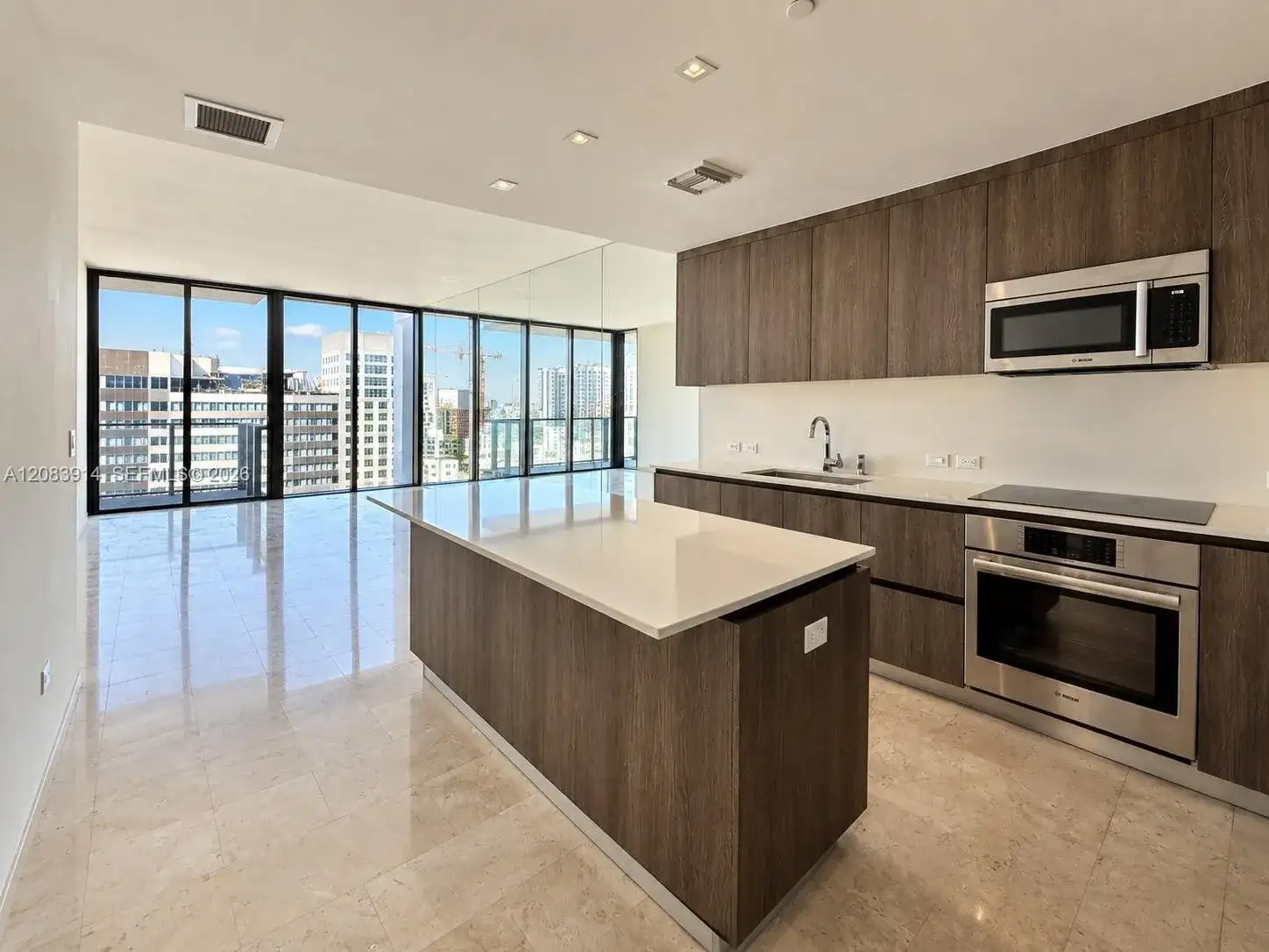 88 SW 7th St # 1808, Miami FL 33130 photo 2