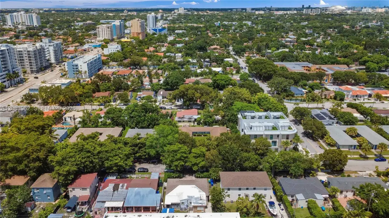2530 SW 27th St, Miami FL 33133 photo 3