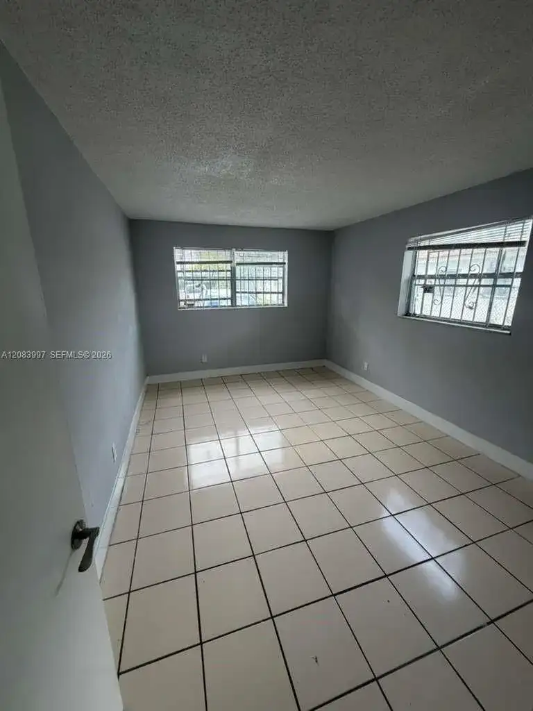 1330 NE 127th St # 5, North Miami FL 33161 photo 4