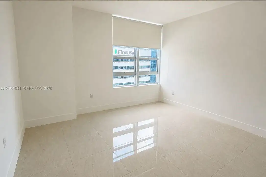 951 Brickell Ave # 1609, Miami FL 33131 photo 3