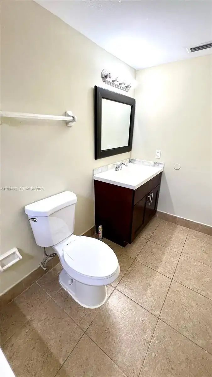 686 NW 114th Ave # 101, Sweetwater FL 33172 photo 5
