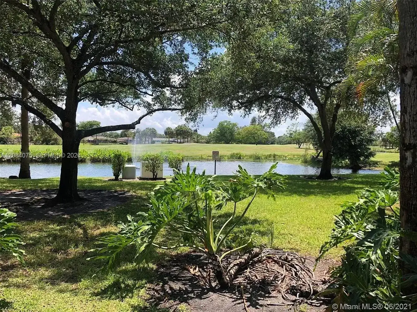 2431 SW 82nd Ave # 202, Davie FL 33324 photo 5