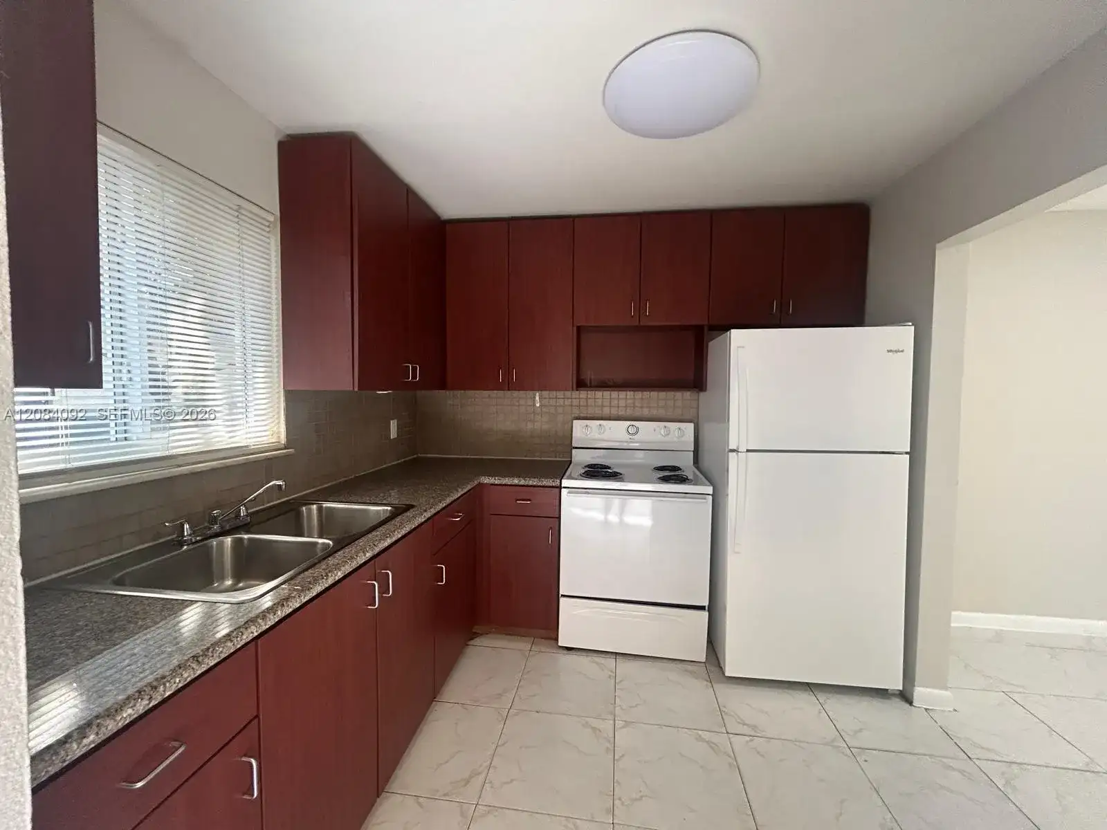 7280 NW 38th St # A2, Hollywood FL 33024 photo 2