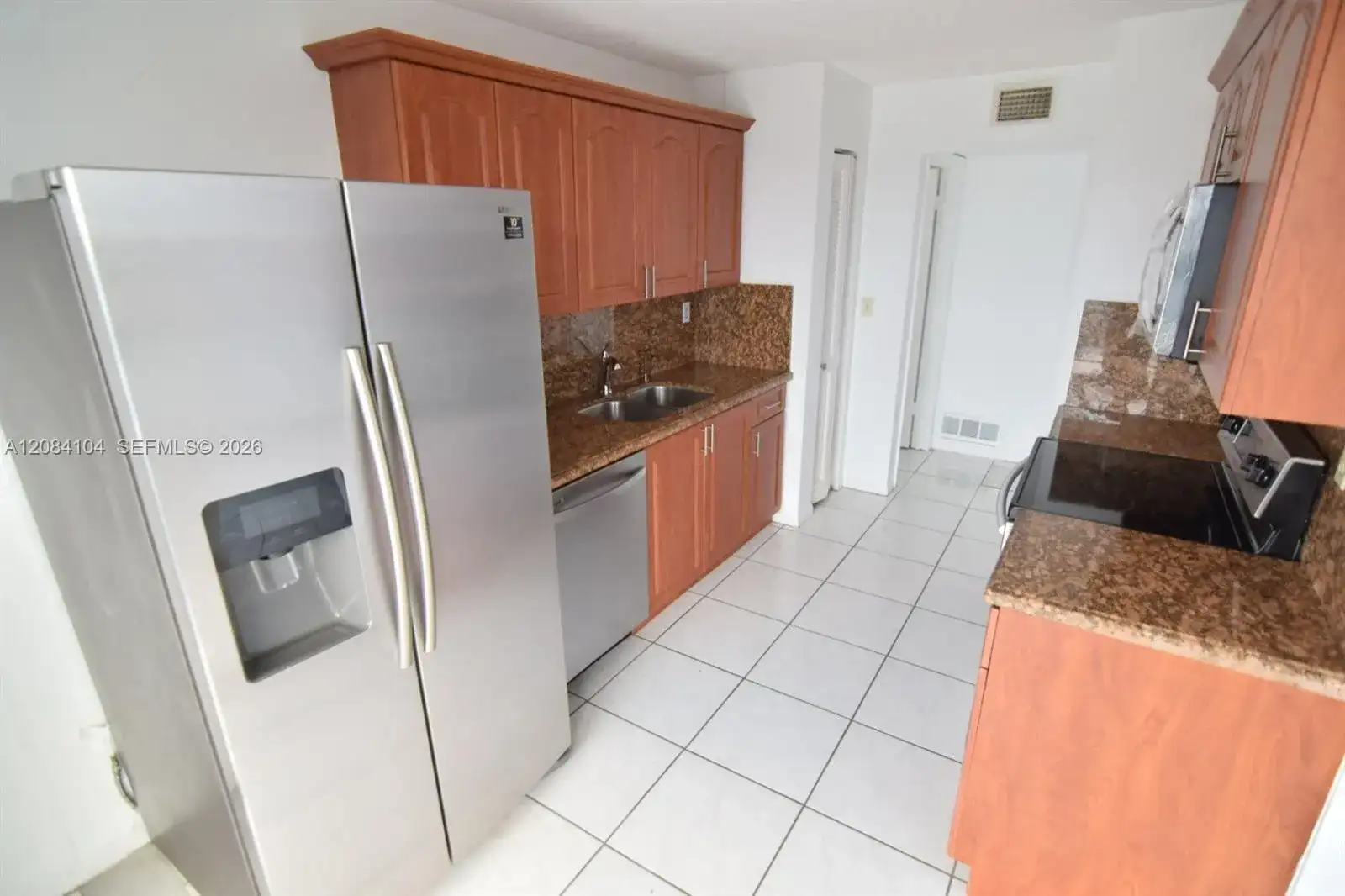 7300 Wayne Ave # 419, Miami Beach FL 33141 photo 5