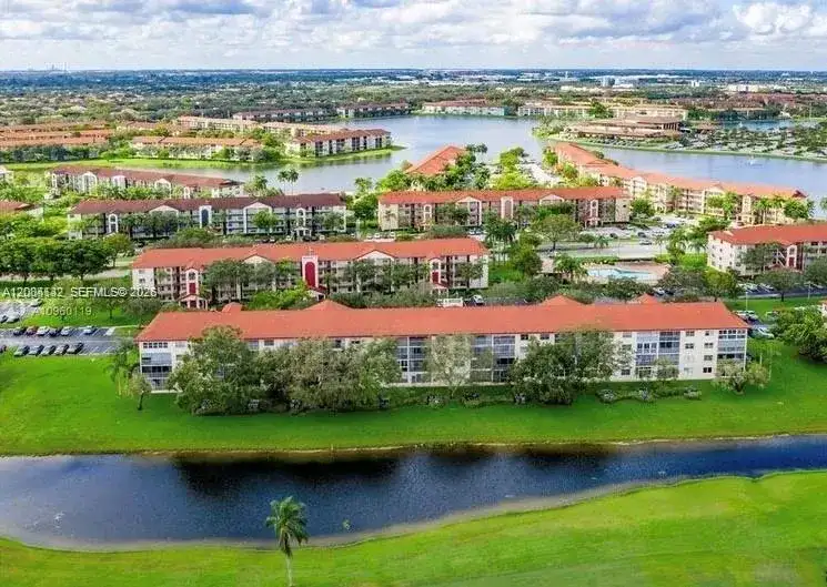 13155 SW 7th Ct # 402E, Pembroke Pines FL 33027 photo 4