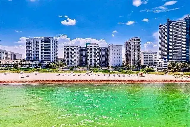 6039 Collins Ave # 833, Miami Beach FL 33140 photo 2