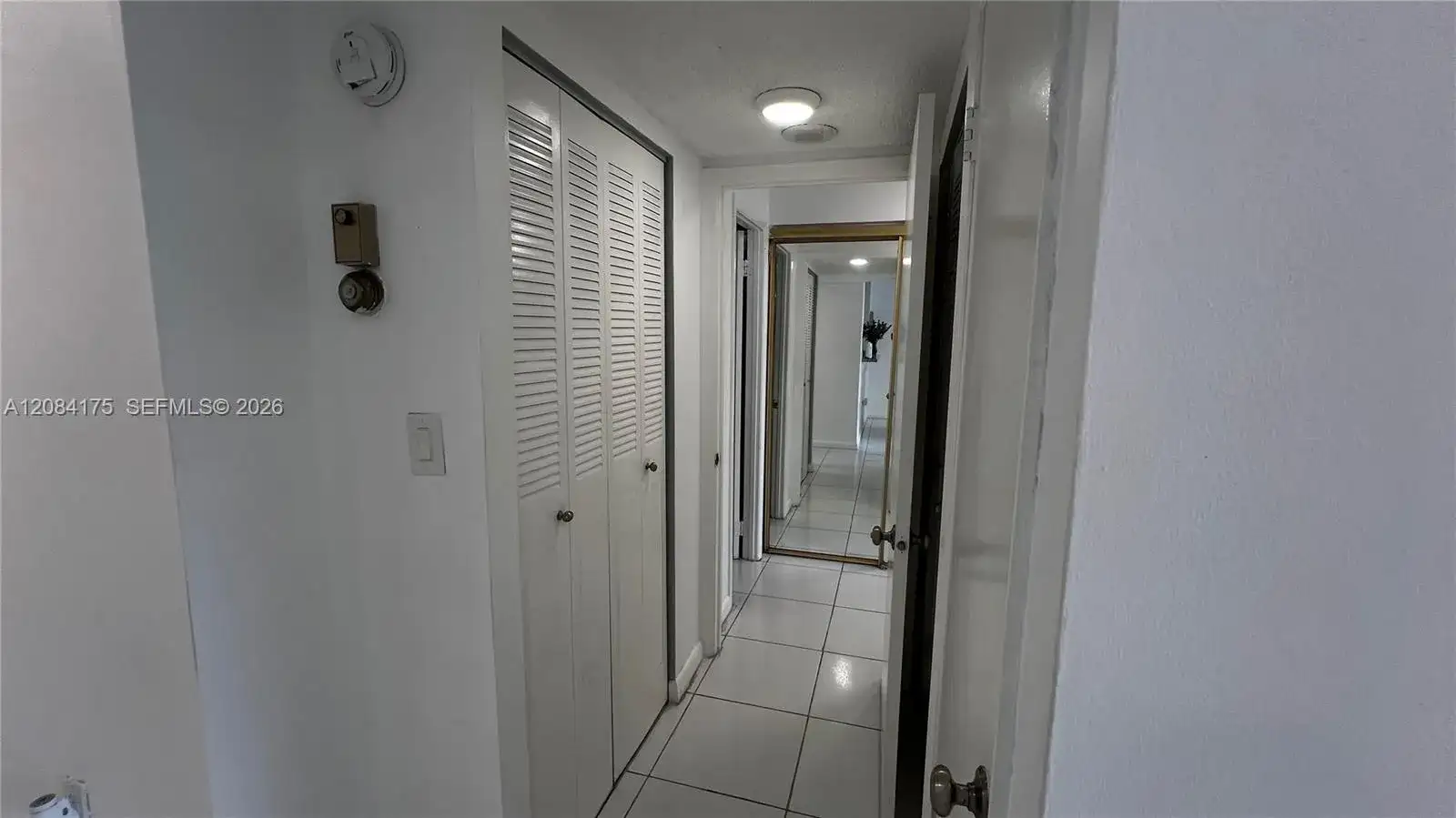 2780 NE 183rd St # 303, Aventura FL 33160 photo 4