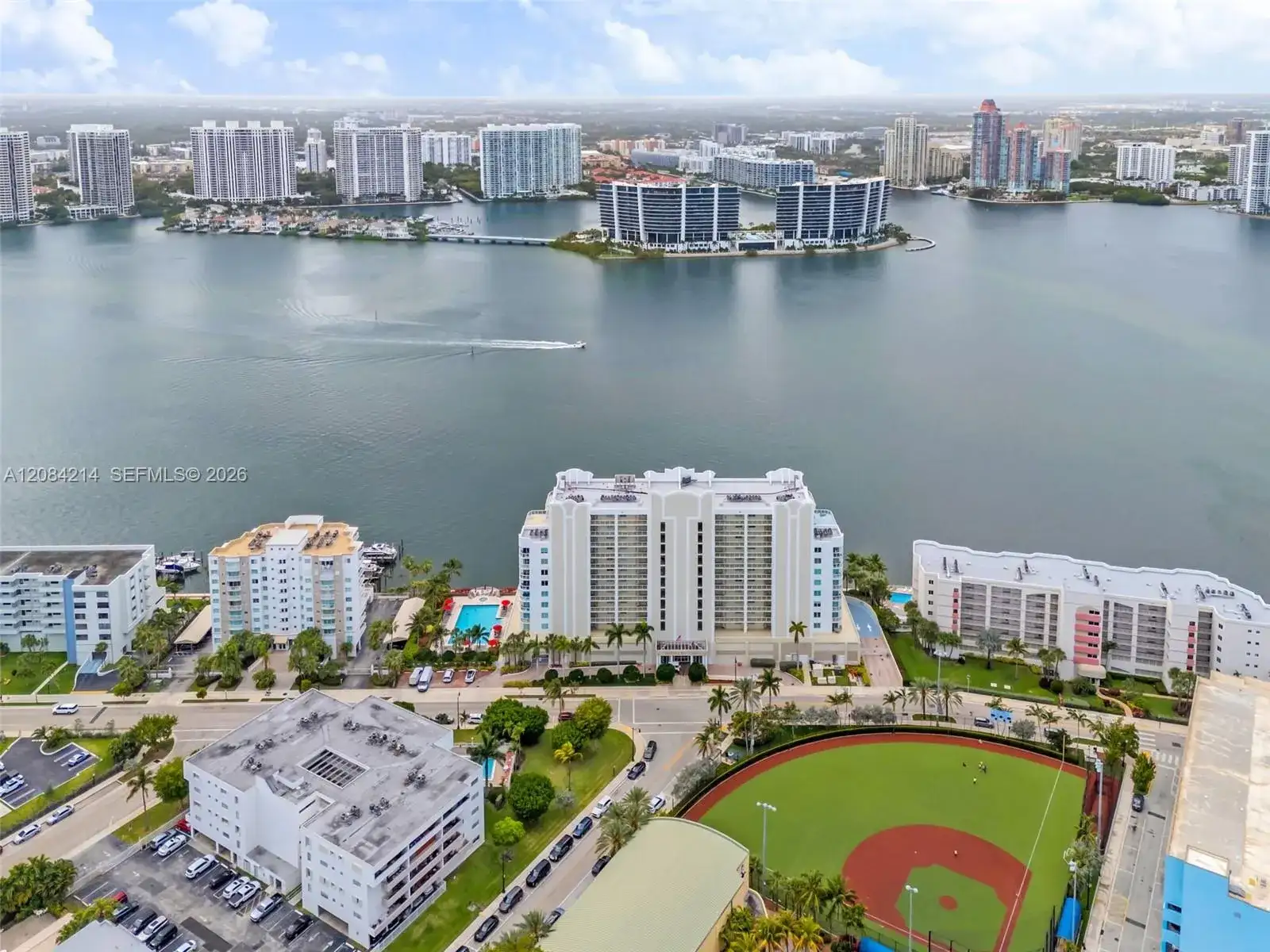 18100 N Bay Rd # 709, Sunny Isles Beach FL 33160 photo 5