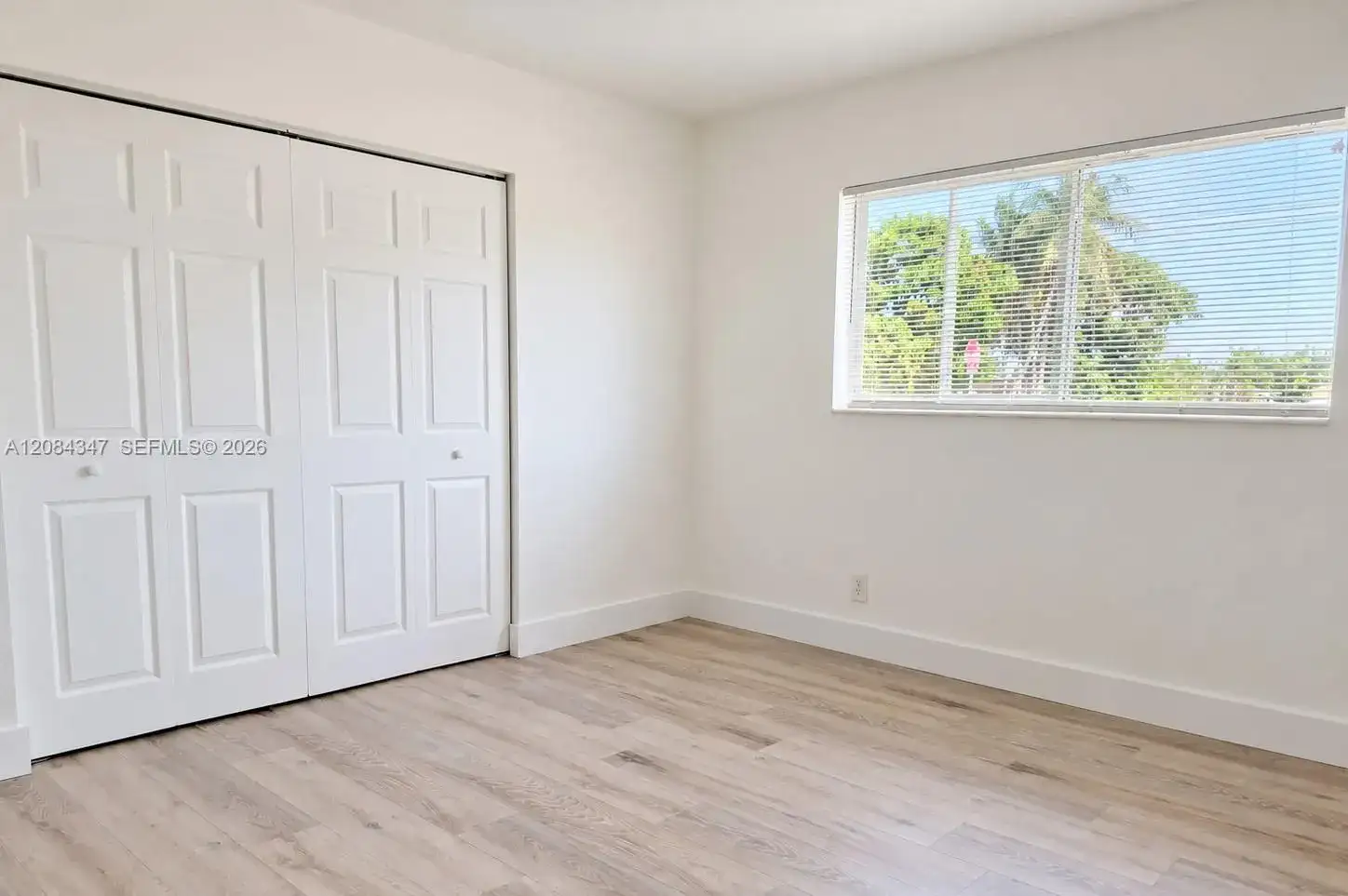 300 SE 9th Ct # 4, Hallandale Beach FL 33009 photo 5