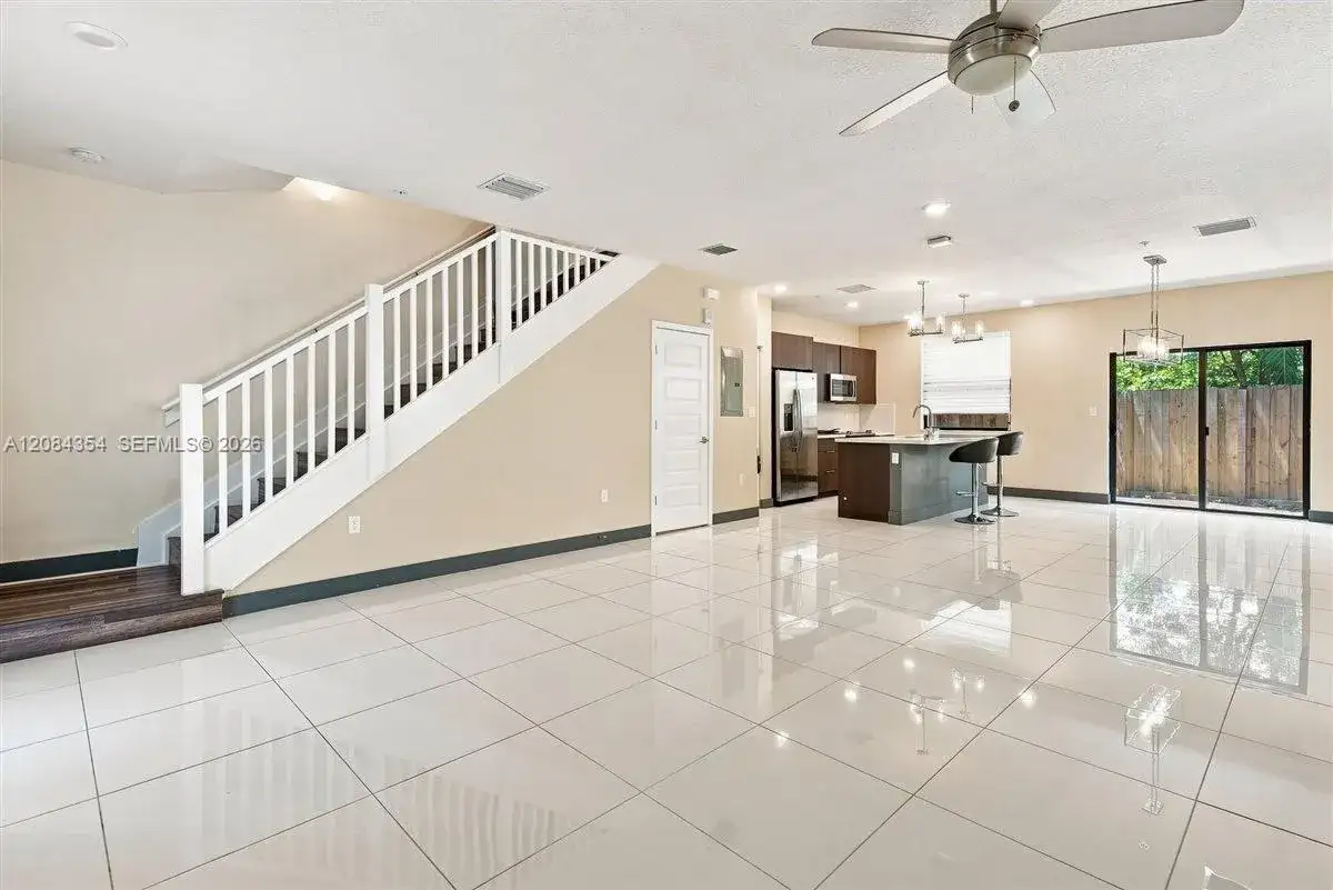 10455 NW 82nd St # 10, Doral FL 33178 photo 4