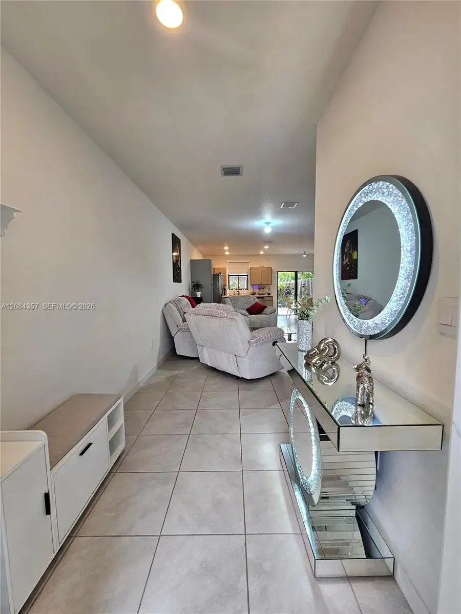 300 NE 12th St, Florida City FL 33034 photo 5
