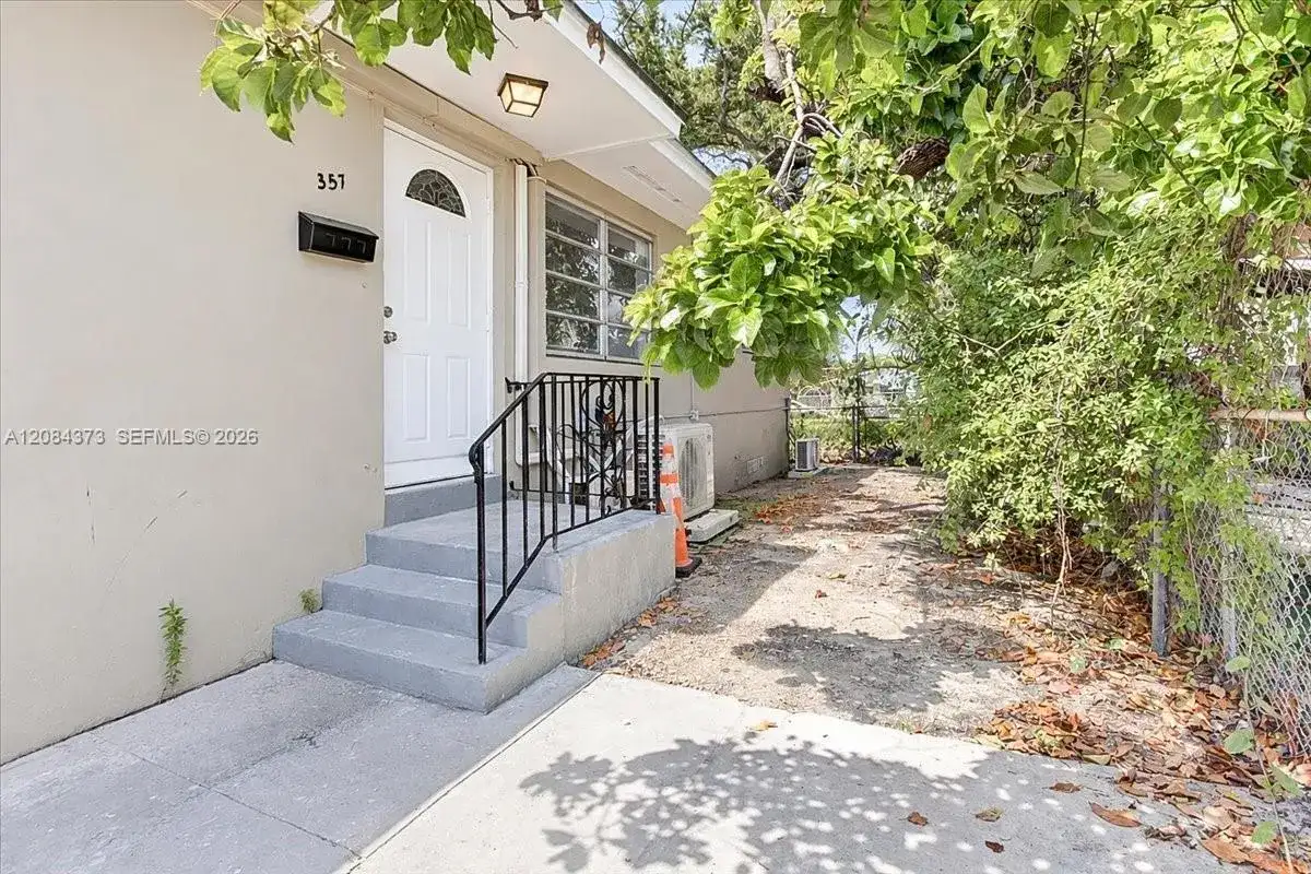 355 NE 55th Ter # 2, Miami FL 33137 photo 3