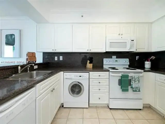 2501 S Ocean Dr # 412, Hollywood FL 33019 photo 2
