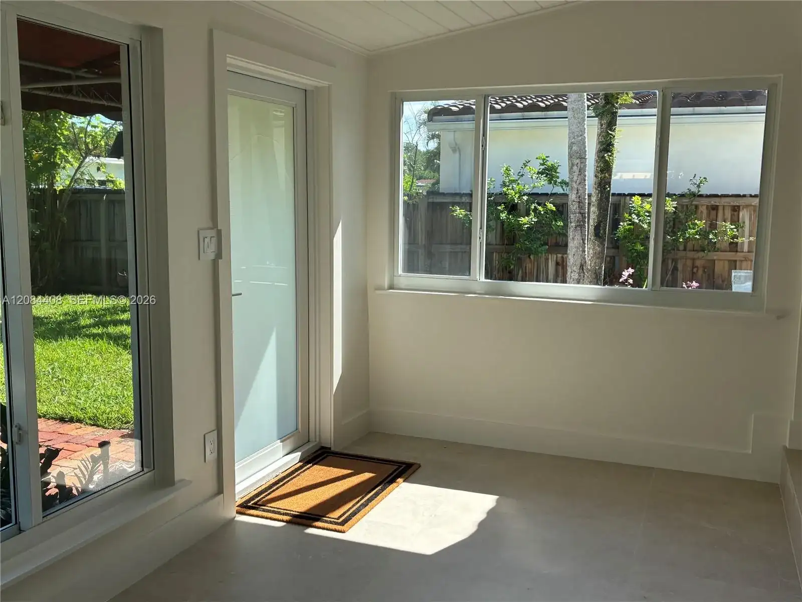 936 SW 19th St, Fort Lauderdale FL 33315 photo 2