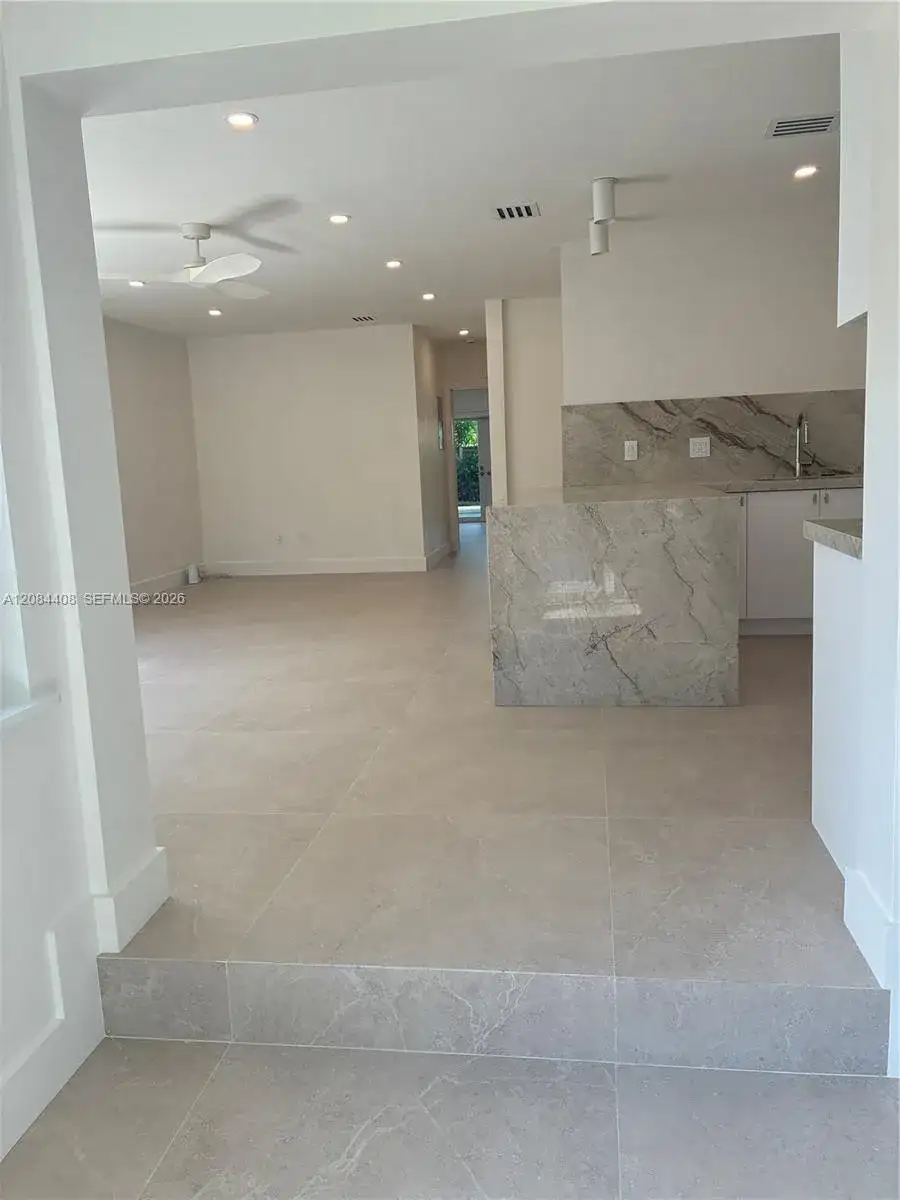 936 SW 19th St, Fort Lauderdale FL 33315 photo 5