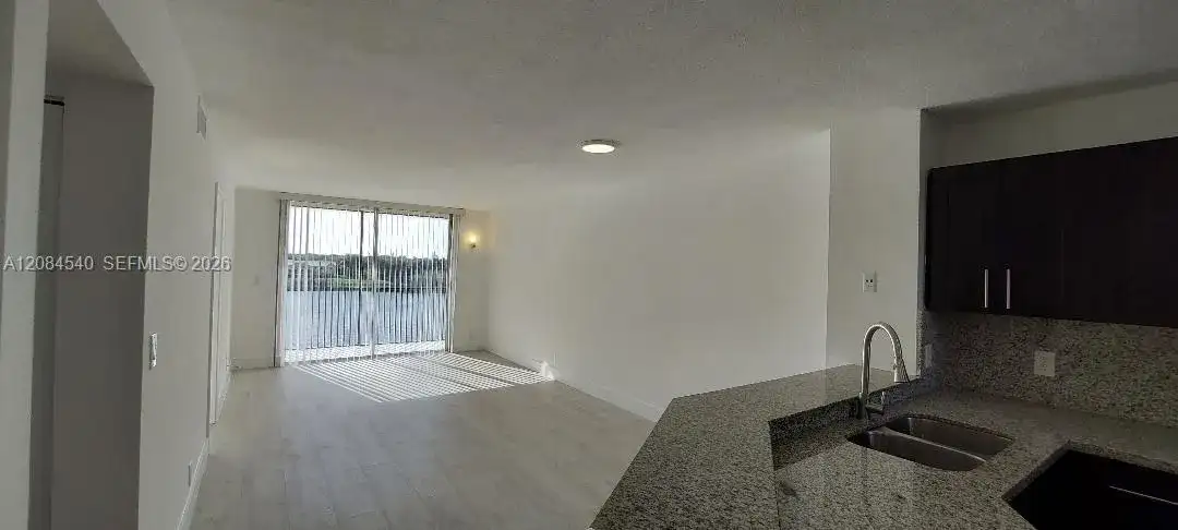 8710 N Sherman Cir # 403, Miramar FL 33025 photo 4