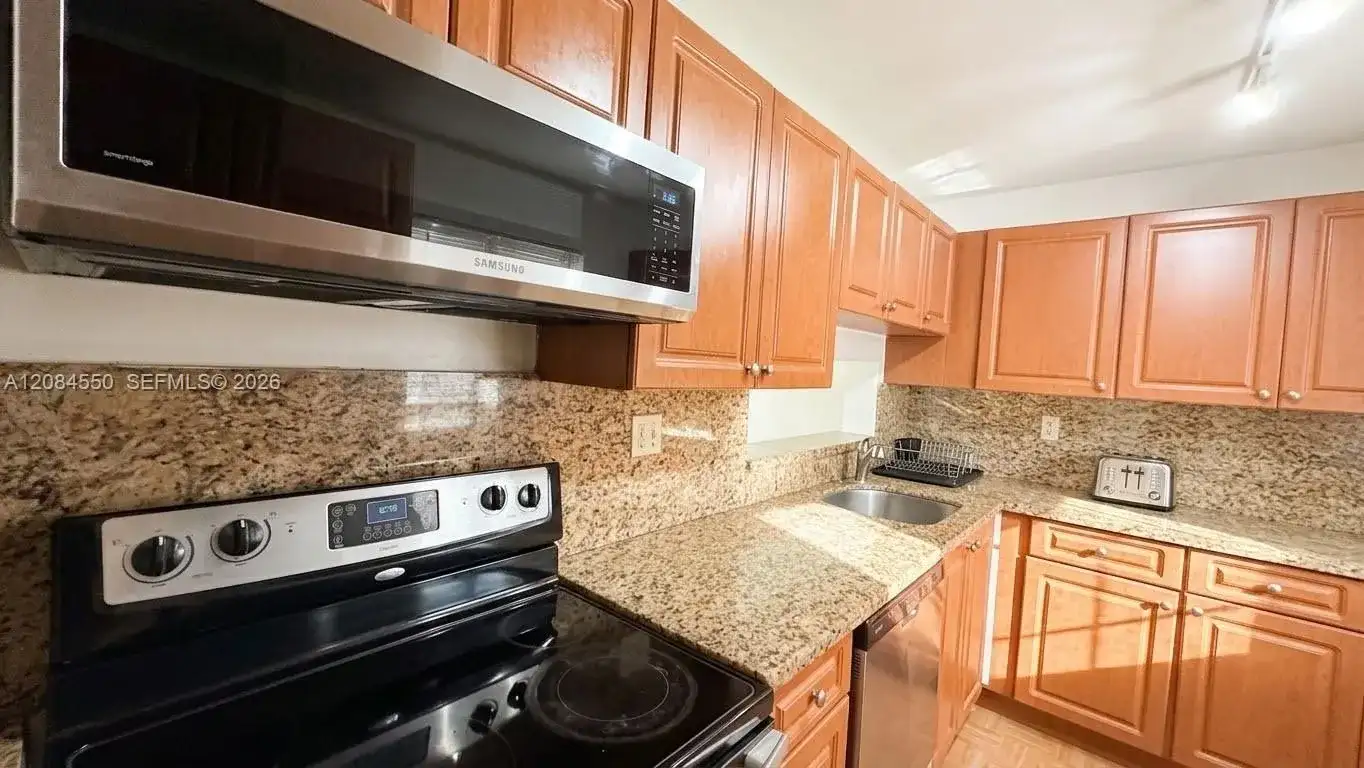8520 SW 133rd Ave Rd # 210, Miami FL 33183 photo 2