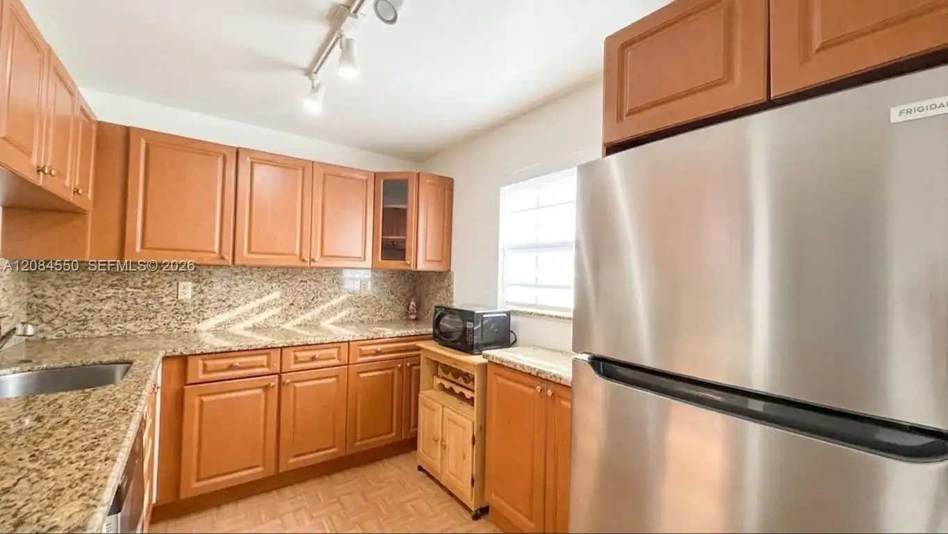 8520 SW 133rd Ave Rd # 210, Miami FL 33183 photo 4