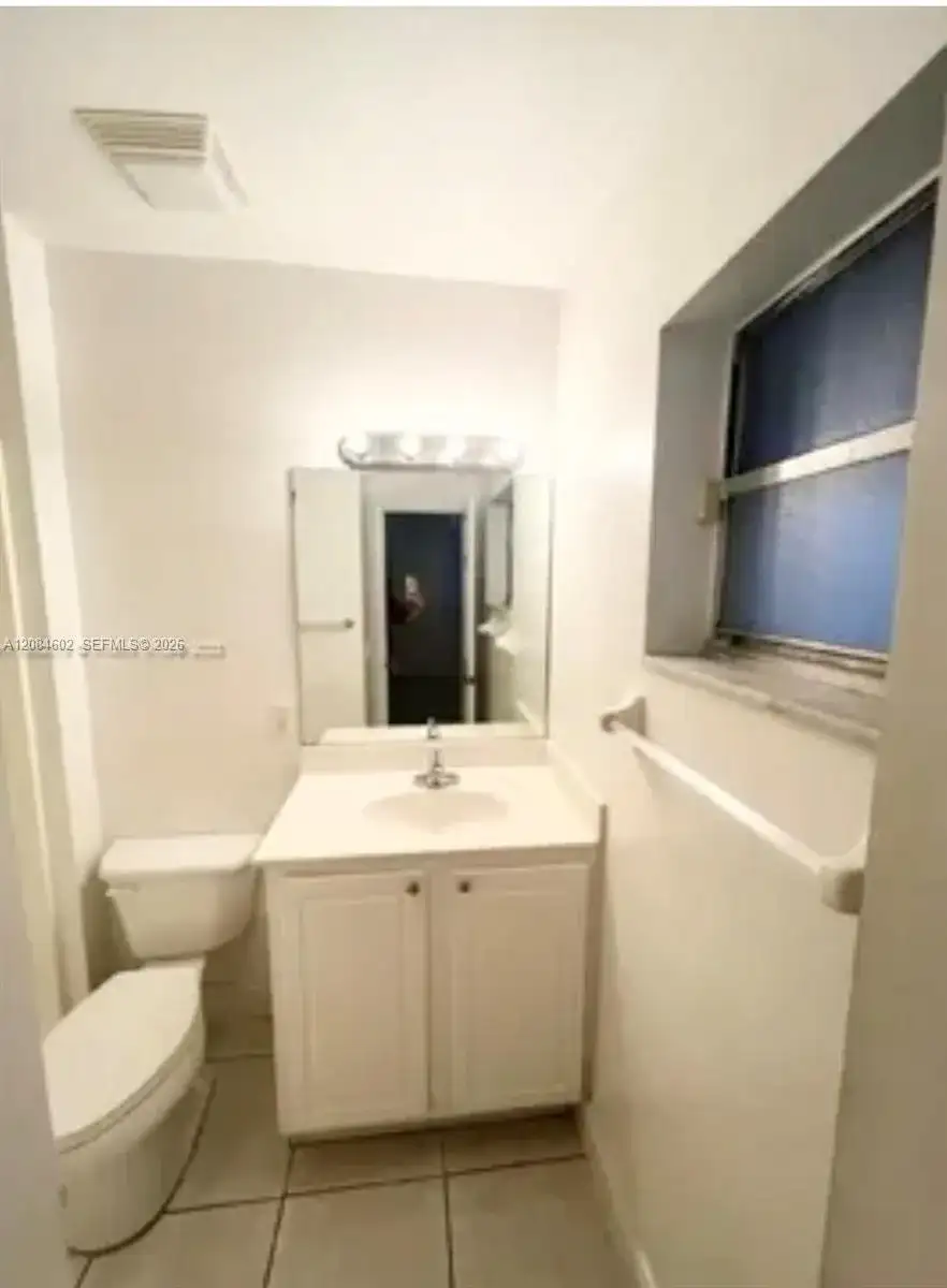 5219 SW 43rd Ter # 2, Dania Beach FL 33314 photo 3