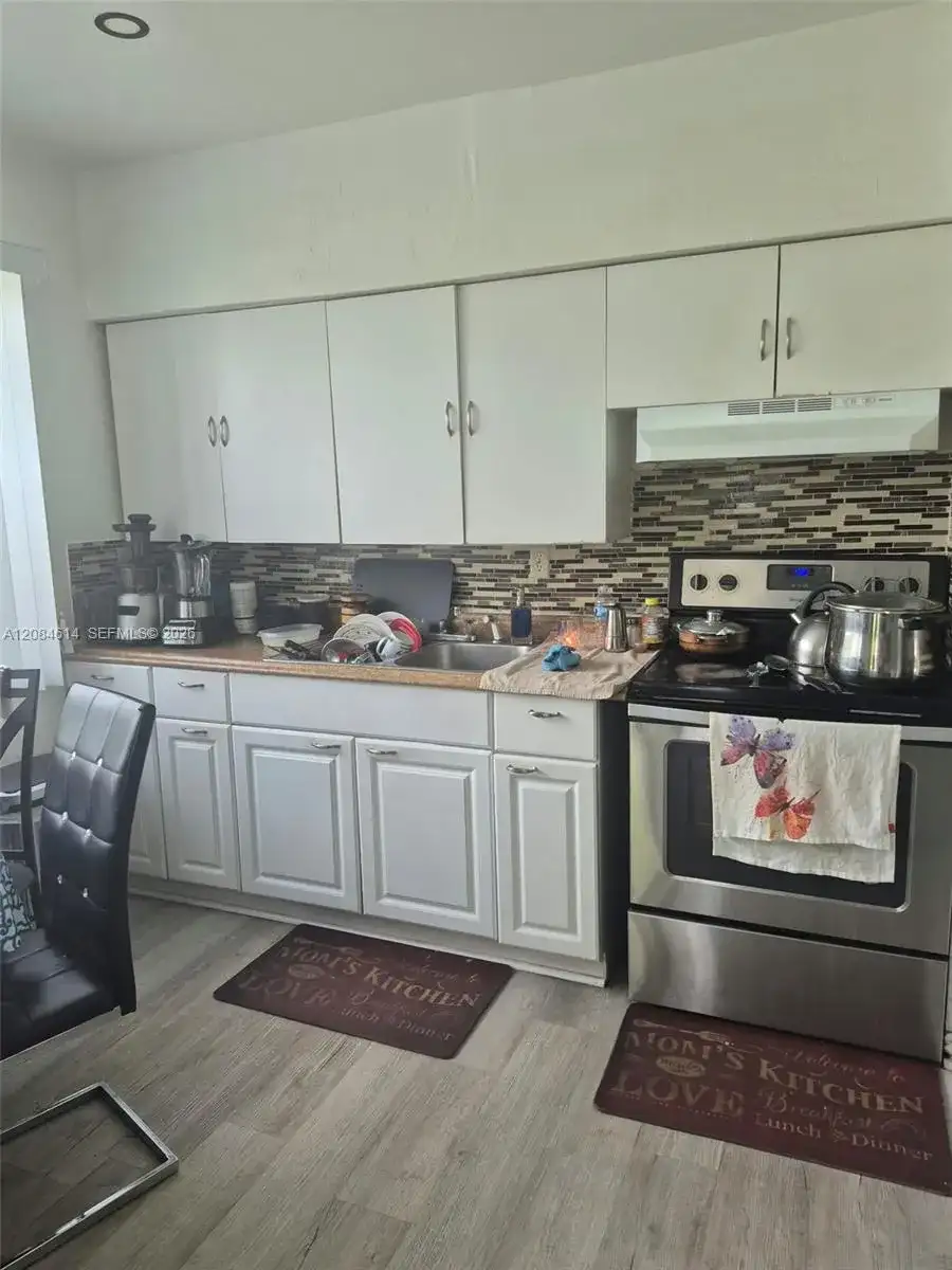3810 NW 195th St, Miami Gardens FL 33055 photo 3