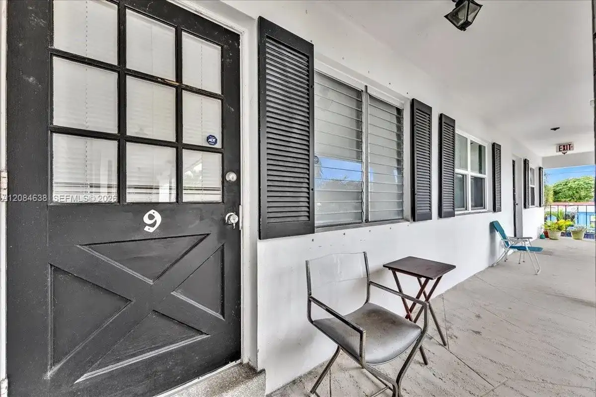 707 S 19th Ave # 9, Hollywood FL 33020 photo 2