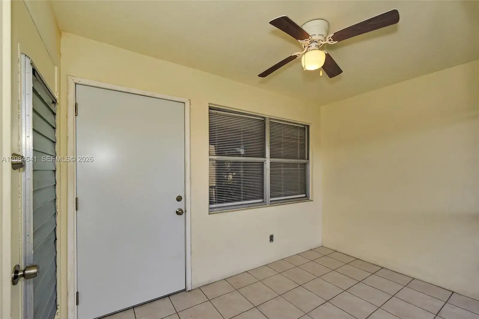 250 Layne Blvd # 205, Hallandale Beach FL 33009 photo 4