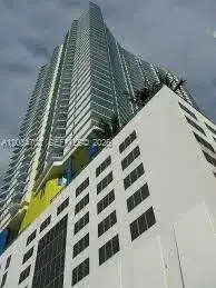 185 SW 7th St # 3206, Miami FL 33130 photo 2