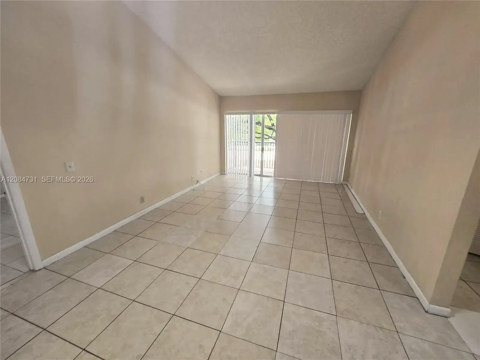 8701 Wiles Rd # 305, Coral Springs FL 33067 photo 3