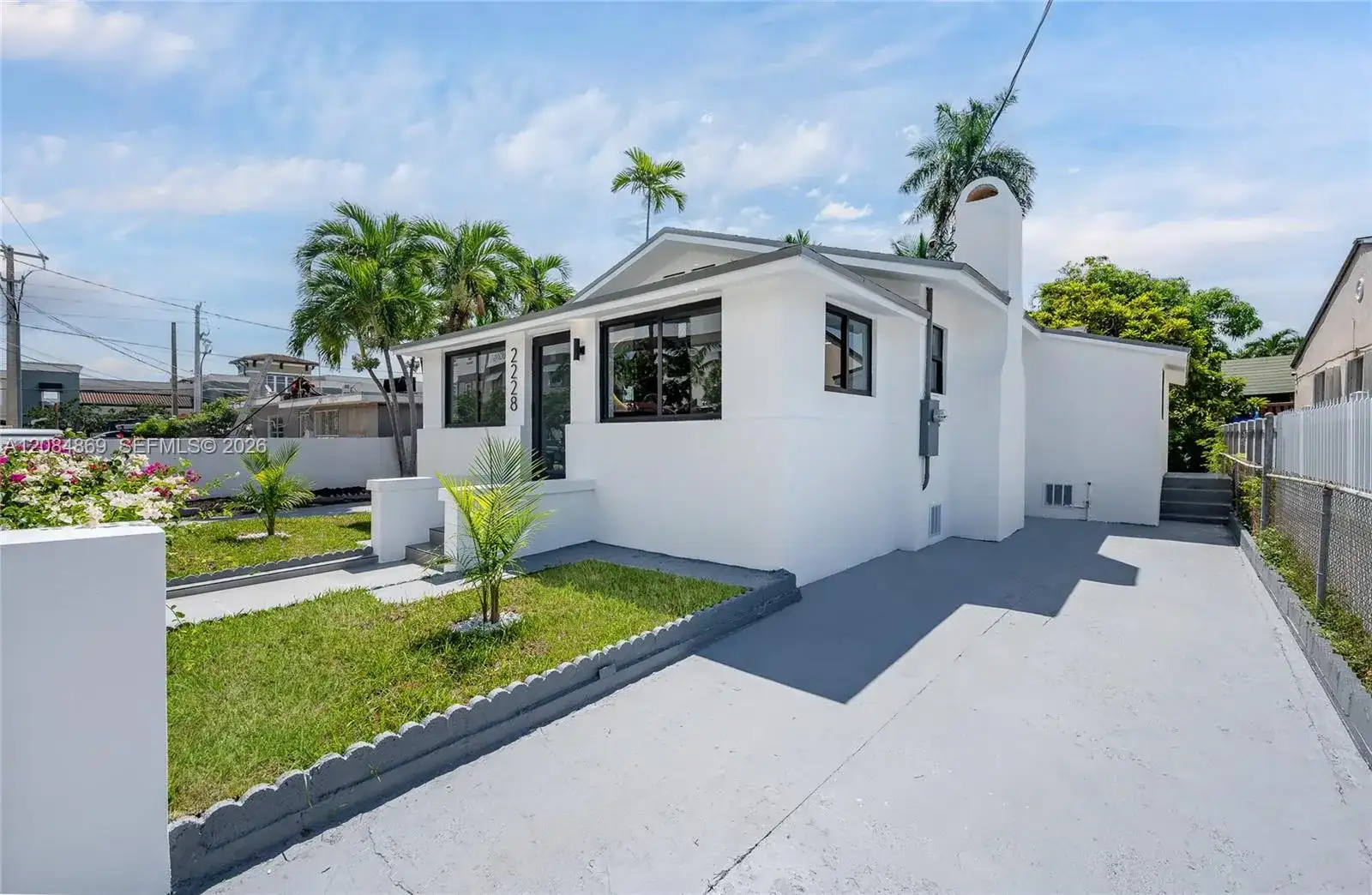2228 SW 2nd St, Miami FL 33135 photo 4