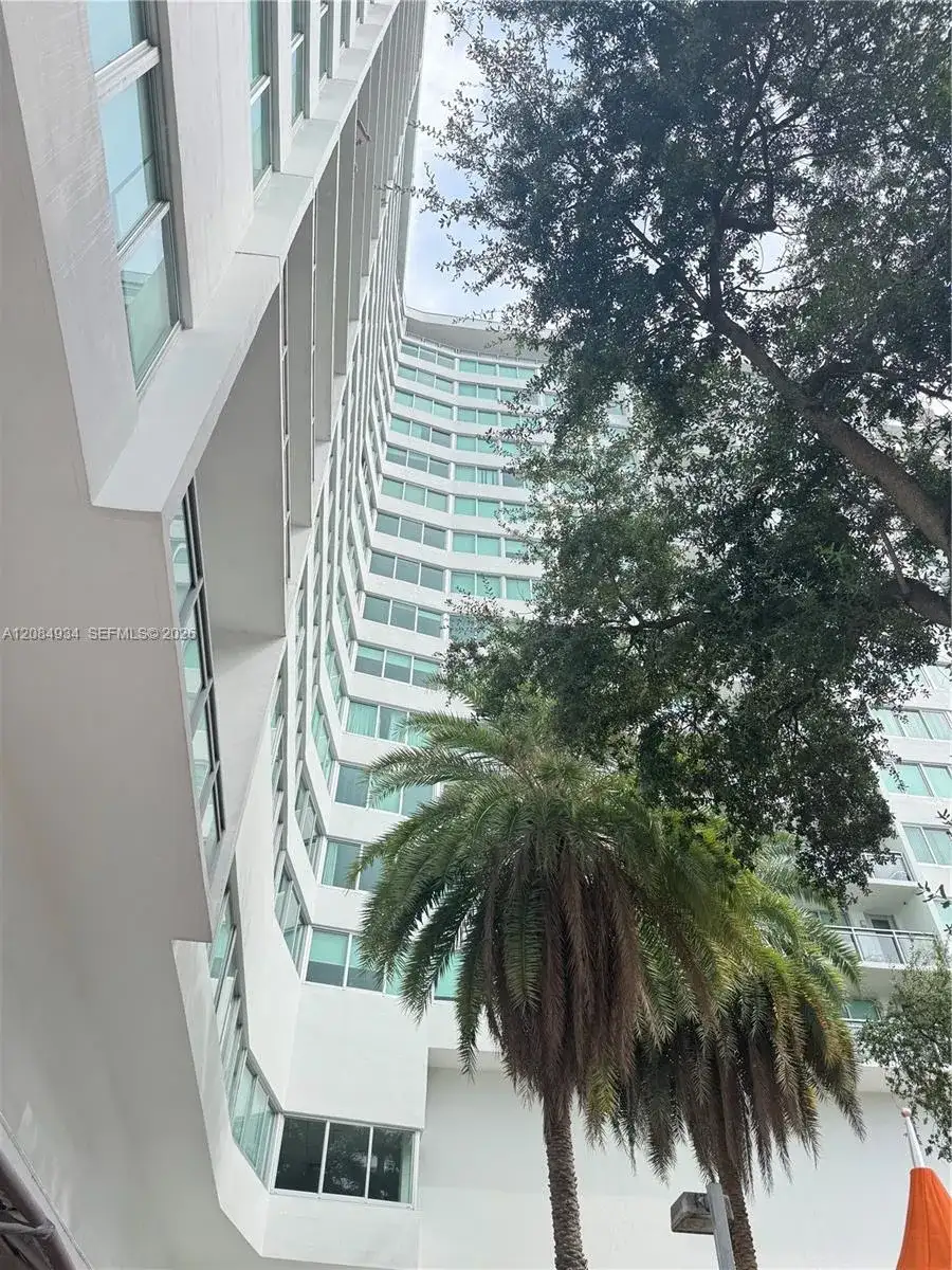 7135 SE Collins Ave # 1806, Miami Beach FL 33141 photo 2