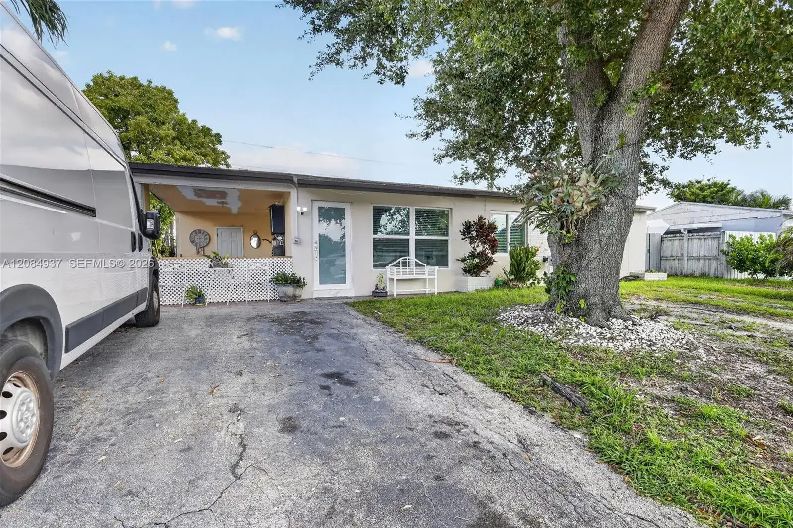 4351 SW 22nd St, Fort Lauderdale FL 33317 photo 3