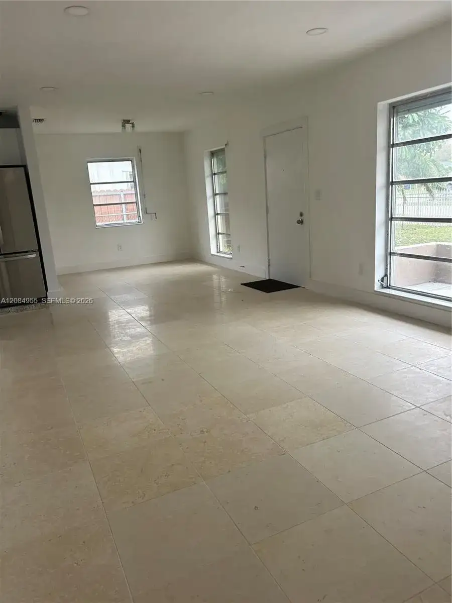 3270 NW 196th Ln, Miami Gardens FL 33056 photo 4