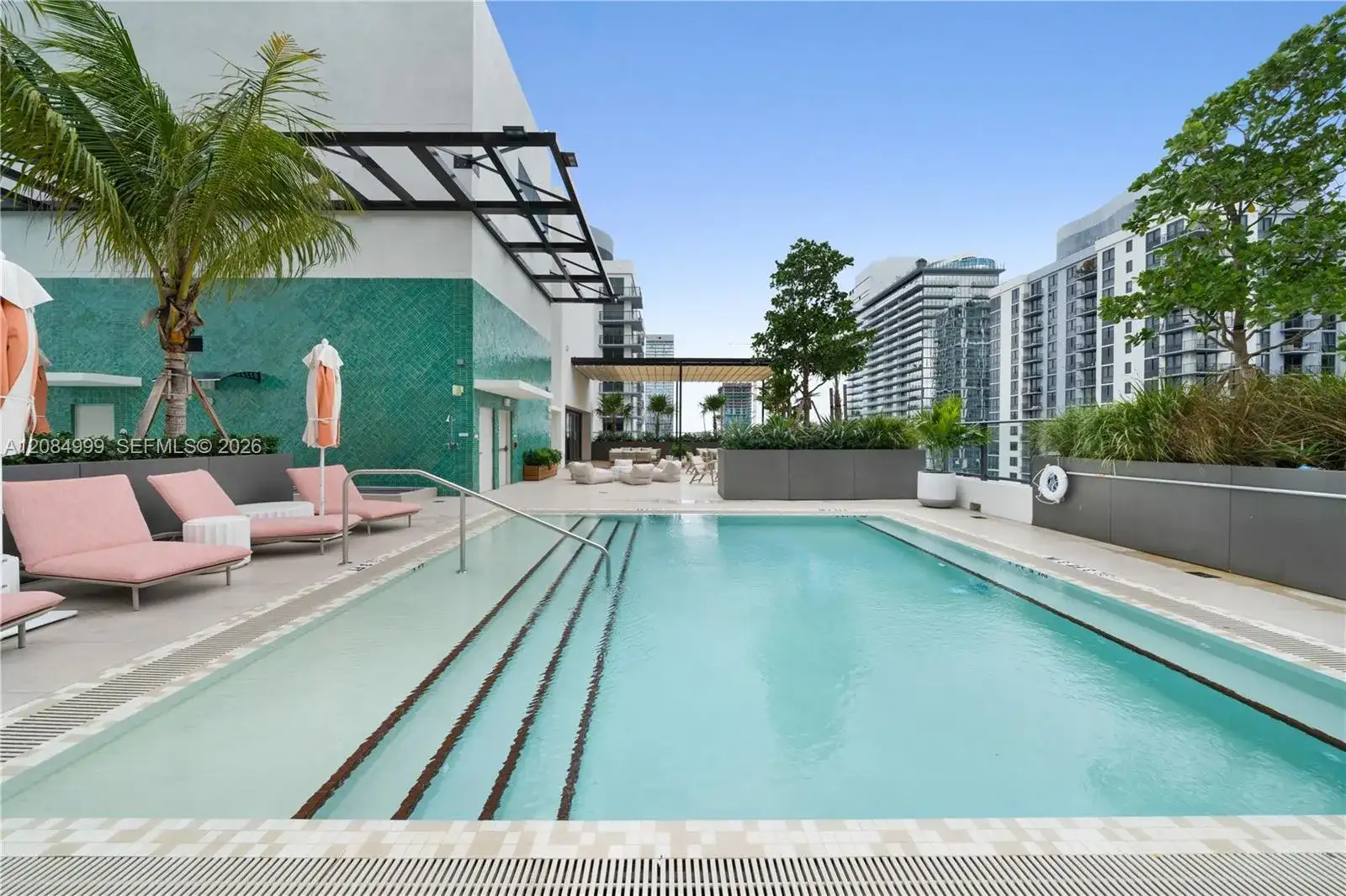 11 NE 6th St # 1512, Miami FL 33132 photo 2