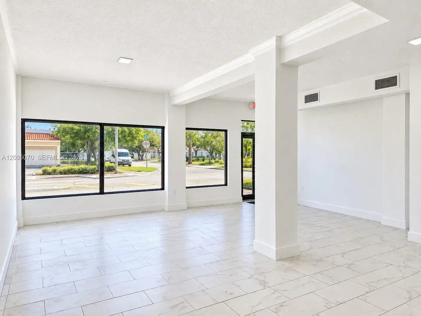 1602 Palm Ave, Hialeah FL 33010 photo 3