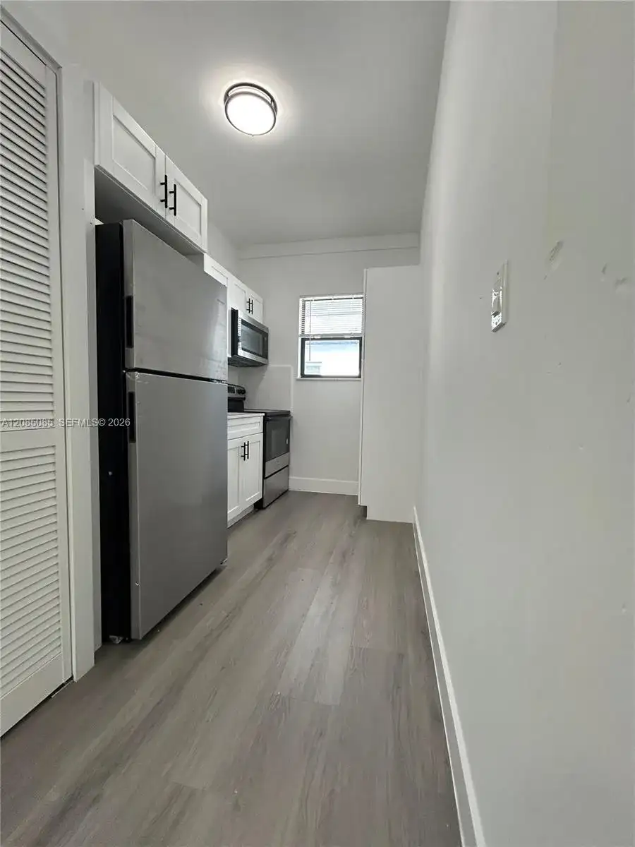 638 SW 21st Ave # 3, Miami FL 33135 photo 4