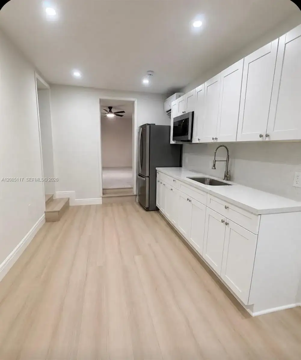 600 NW 108th St # 2, Miami FL 33168 photo 2