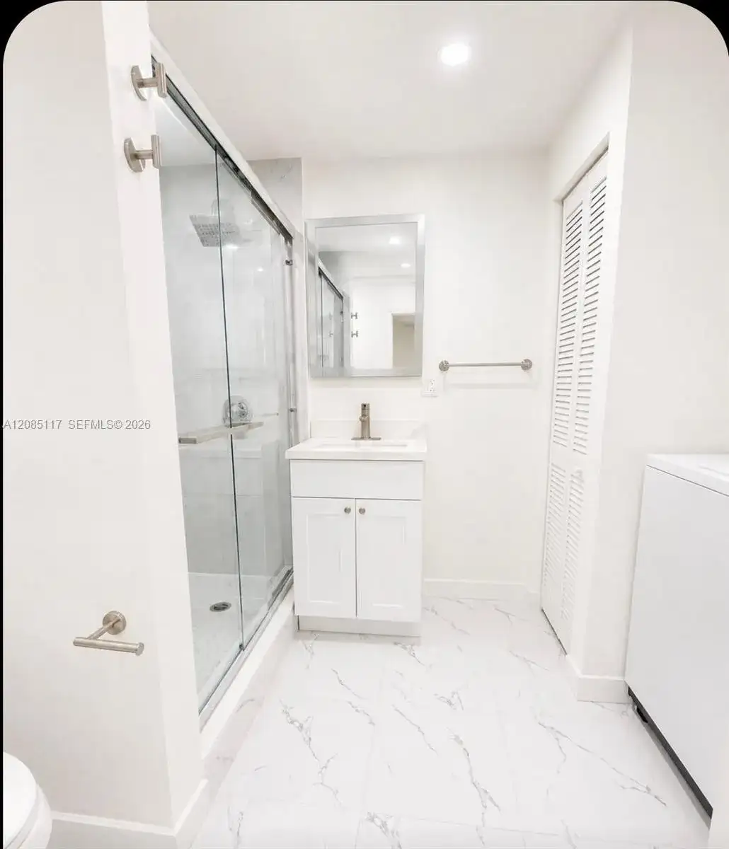 600 NW 108th St # 2, Miami FL 33168 photo 4