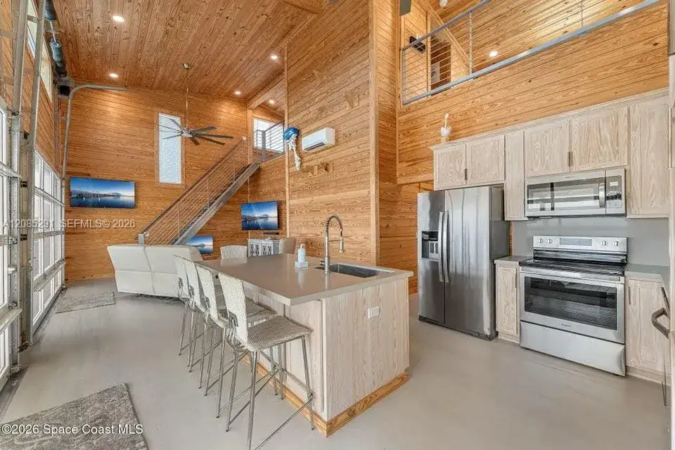 25 VIP Island Unit B, Grant Valkaria FL 32949 photo 4