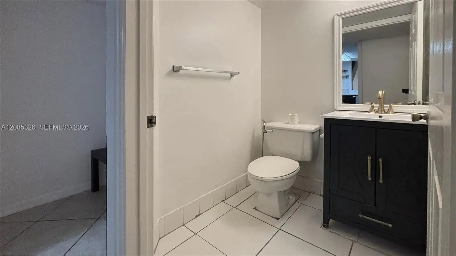 1186 NW 123rd Ct # 109, Miami FL 33182 photo 2