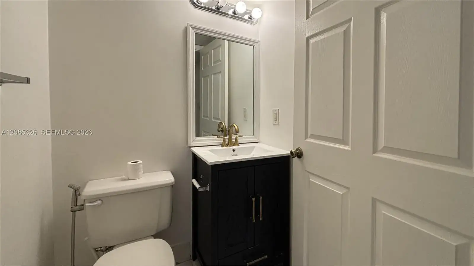 1186 NW 123rd Ct # 109, Miami FL 33182 photo 4