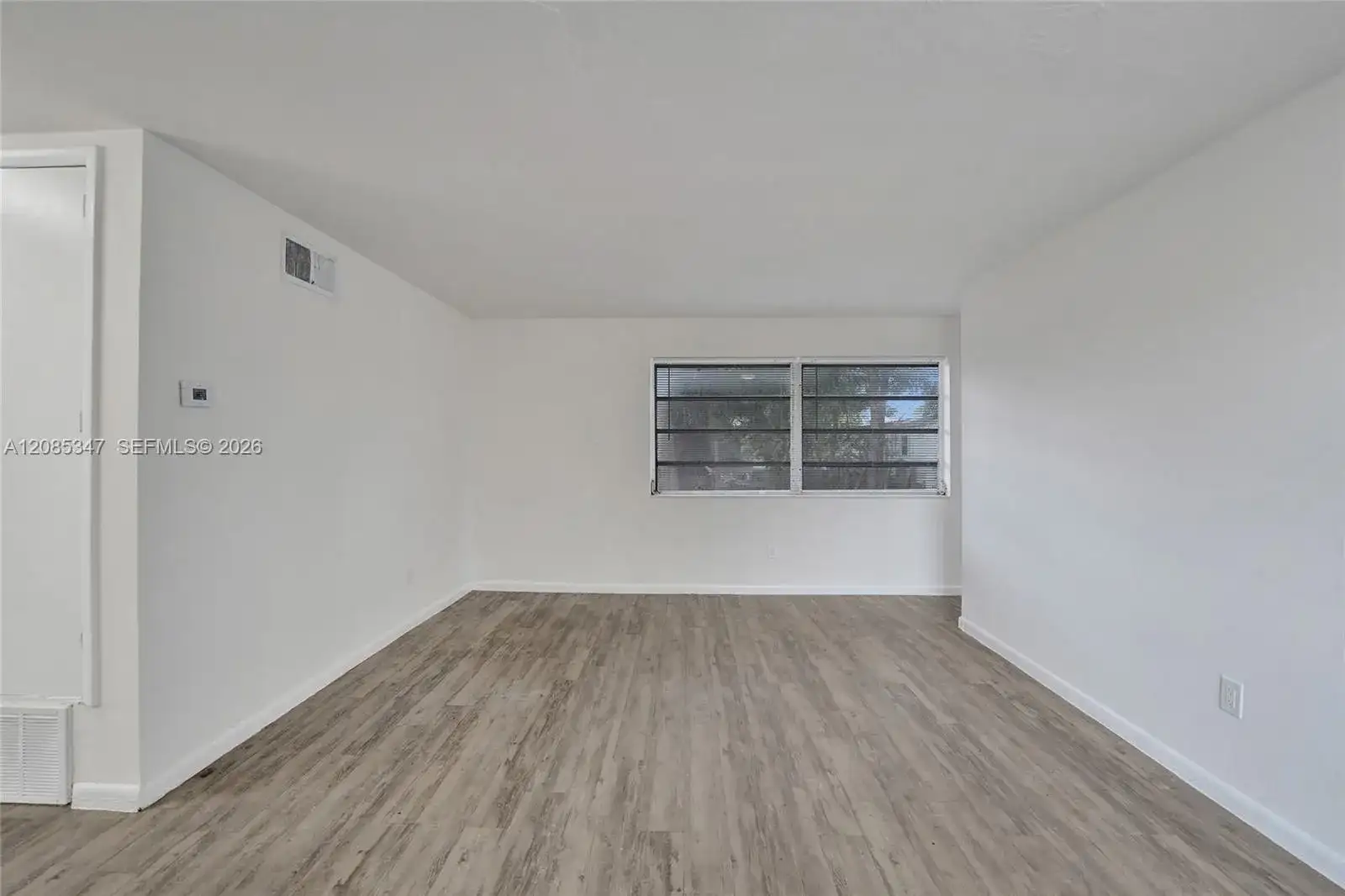 3751 NW 25th St, Lauderdale Lakes FL 33311 photo 3