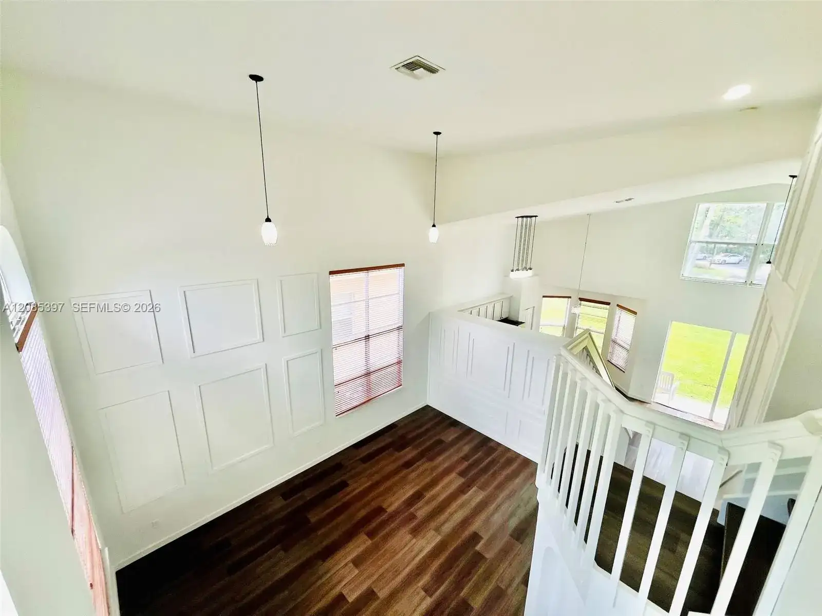 1261 NE 37th Pl, Homestead FL 33033 photo 3