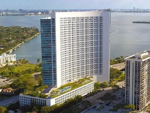 601 NE 36th St # 806, Miami FL 33137 photo 3