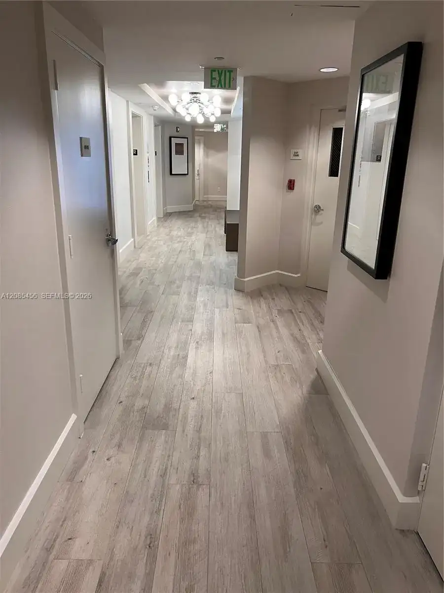 21055 Yacht Club Dr # 1206, Aventura FL 33180 photo 2