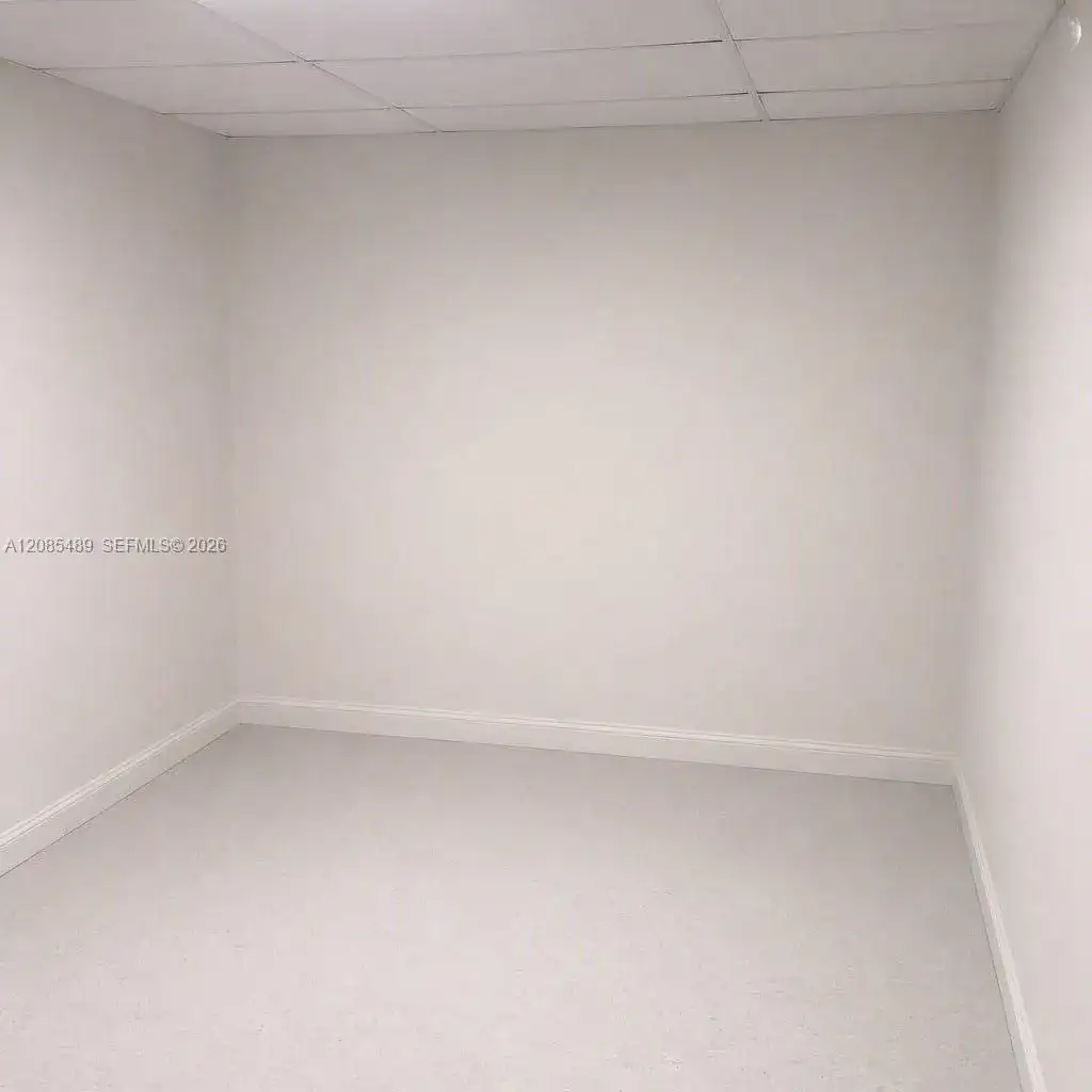 13499 Biscayne Blvd, North Miami FL 33181 photo 5