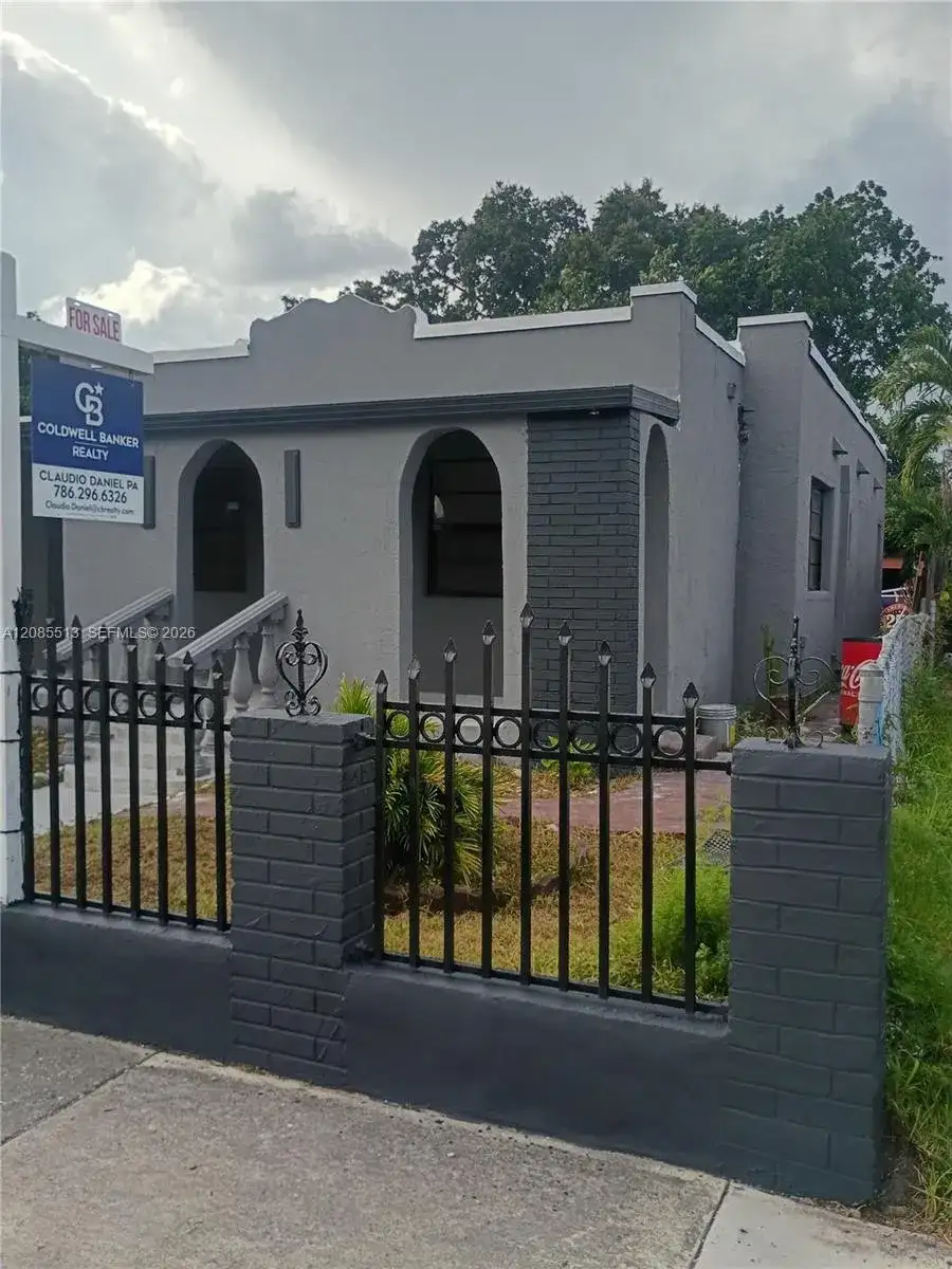 1853 NW 47th St, Miami FL 33142 photo 2