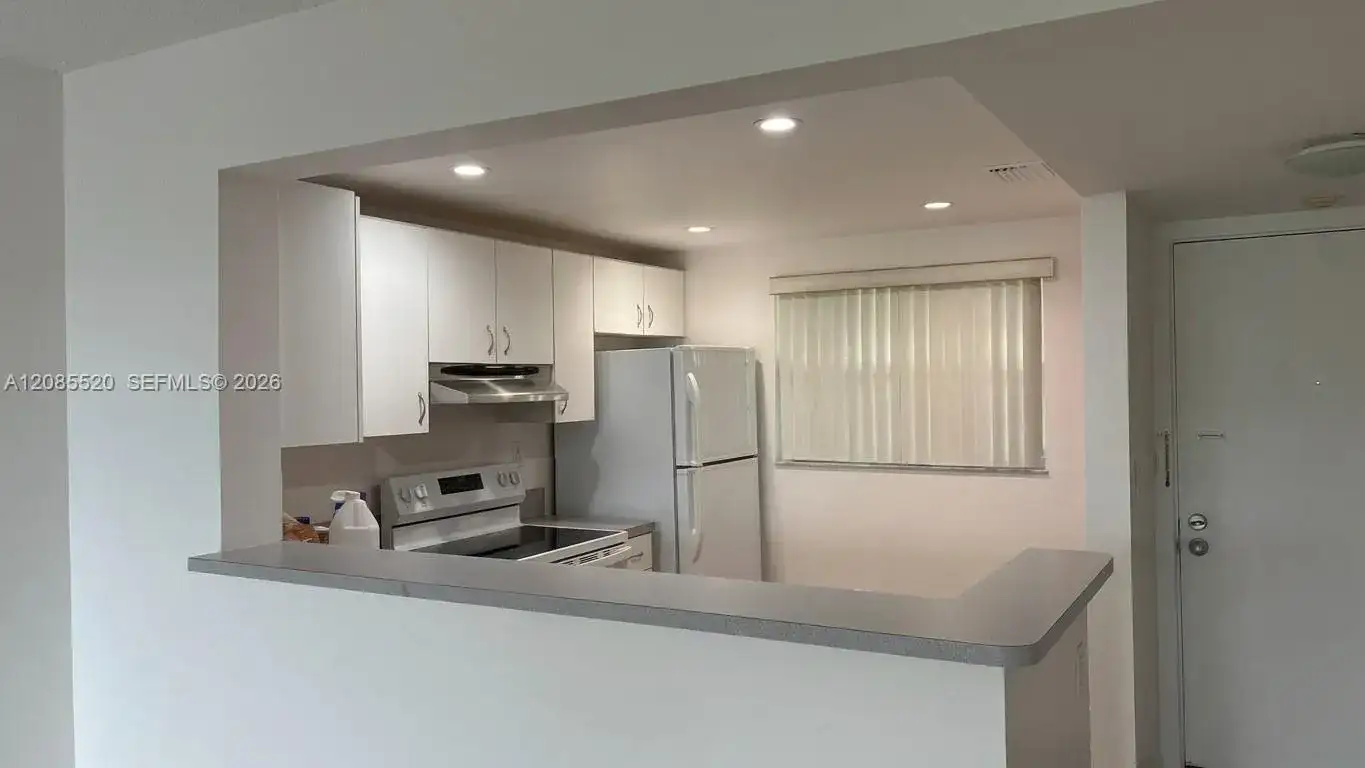 10815 SW 112th Ave # 311, Miami FL 33176 photo 2