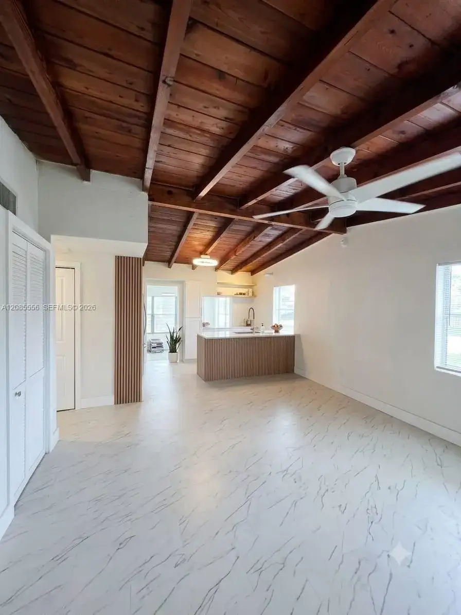 1589 NW 4th Ave, Pompano Beach FL 33060 photo 3